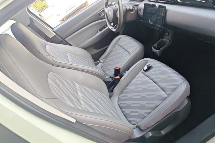 Used Leapmotor T03 2024 403 Comfort Edition Right Front Seat