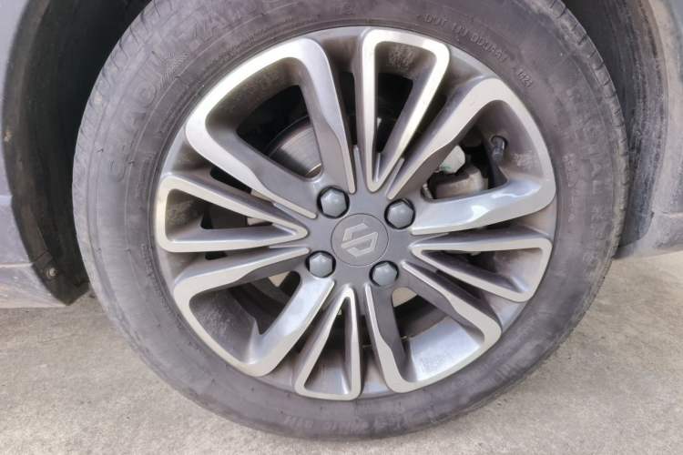 Used Leapmotor T03 2024 310 Comfort Edition Right Front Wheel Hub