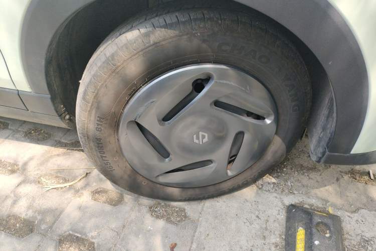 Used Leapmotor T03 2024 200 Lite Edition Right Front Wheel Hub