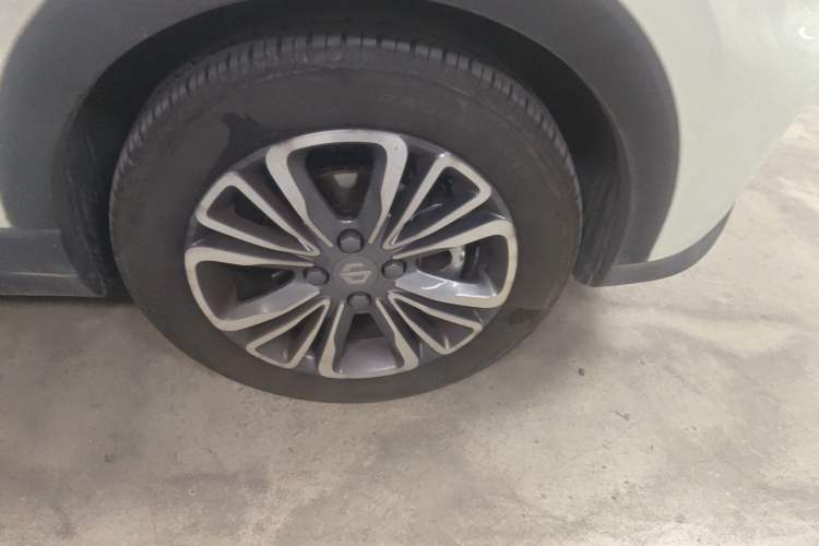 Used Leapmotor T03 2024 310 Comfort Edition Right Front Wheel Hub