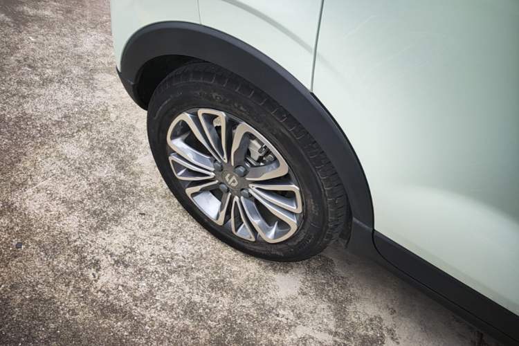 Used Leapmotor T03 2024 403 Comfort Edition Right Rear Wheel Hub