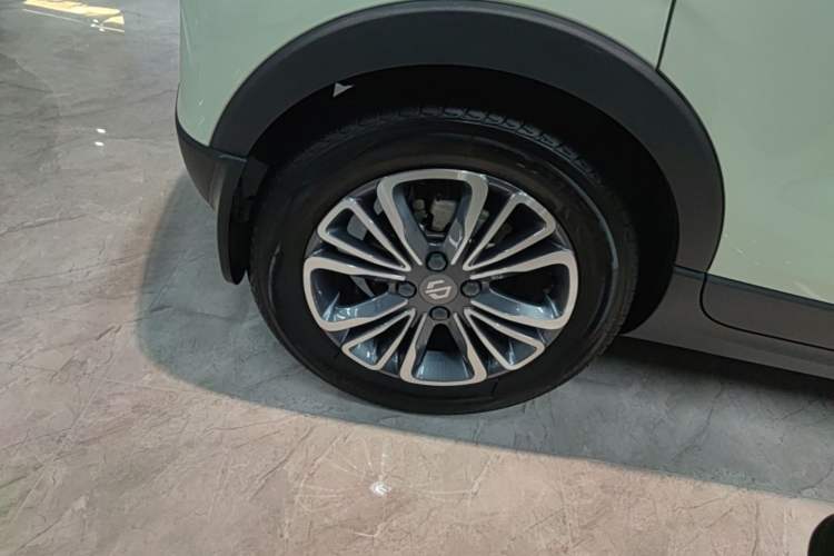 Used Leapmotor T03 2024 403 Comfort Edition Right Rear Wheel Hub