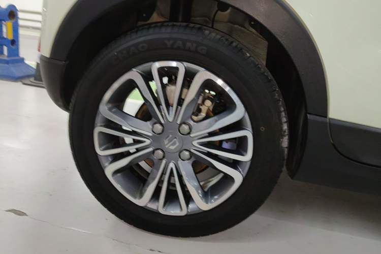Used Leapmotor T03 2024 403 Comfort Edition Right Rear Wheel Hub