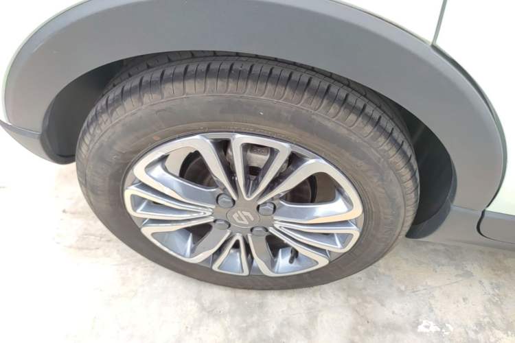 Used Leapmotor T03 2024 403 Comfort Edition Right Rear Wheel Hub