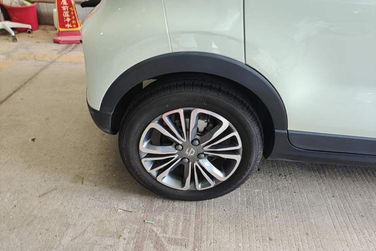 Used Leapmotor T03 2024 403 Comfort Edition Right Rear Wheel Hub