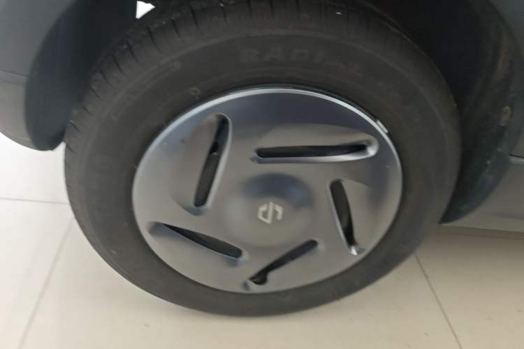 Used Leapmotor T03 2024 200 Lite Edition Right Rear Wheel Hub