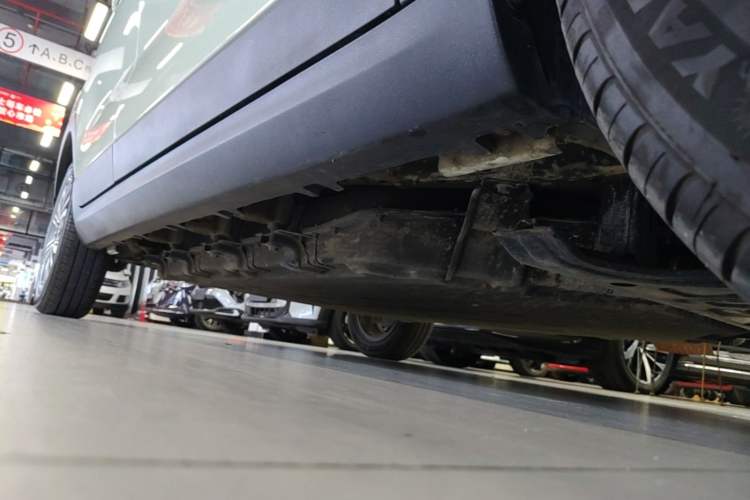 Used Leapmotor T03 2024 403 Comfort Edition Right Side Sill