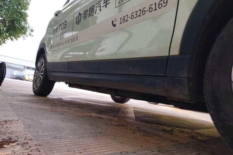 Used Leapmotor T03 2024 403 Comfort Edition Right Side Sill