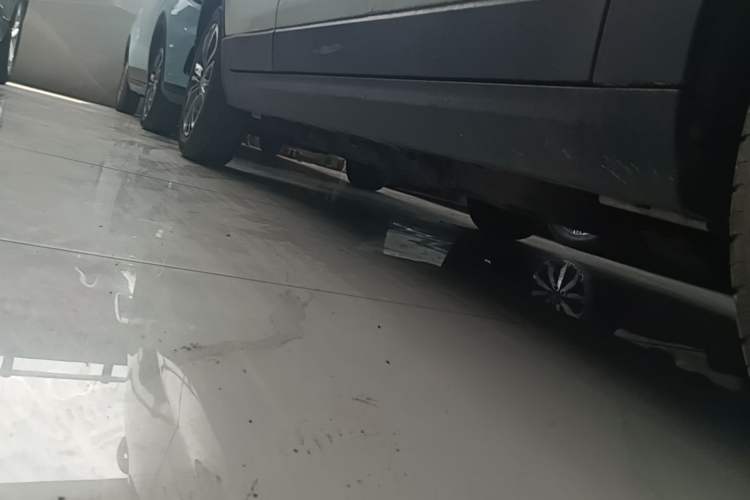 Used Leapmotor T03 2024 403 Comfort Edition Right Side Sill