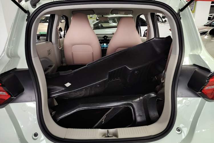 Used Leapmotor T03 2024 403 Comfort Edition Trunk