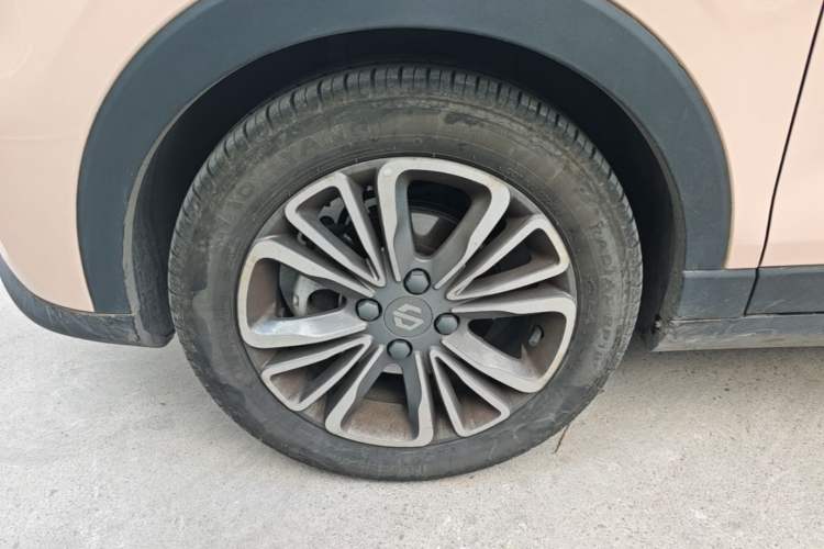 Used Leapmotor T03 2024 310 Comfort Edition Left Front Wheel Hub