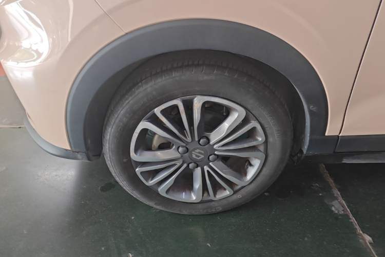 Used Leapmotor T03 2024 310 Comfort Edition Left Front Wheel Hub