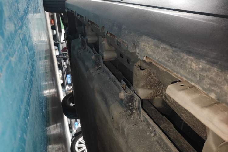 Used Leapmotor T03 2024 310 Comfort Edition Left Side Sill