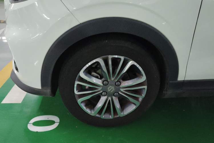 Used Leapmotor T03 2024 403 Comfort Edition Left Front Wheel Hub