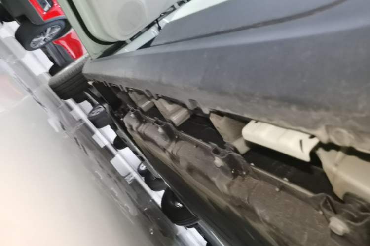 Used Leapmotor T03 2024 310 Comfort Edition Left Side Sill