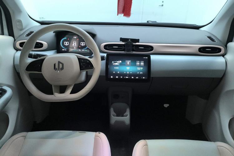 Used Leapmotor T03 2024 310 Comfort Edition Center Console