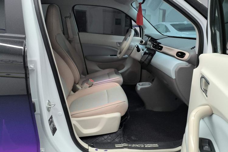 Used Leapmotor T03 2024 310 Comfort Edition Right Front Seat