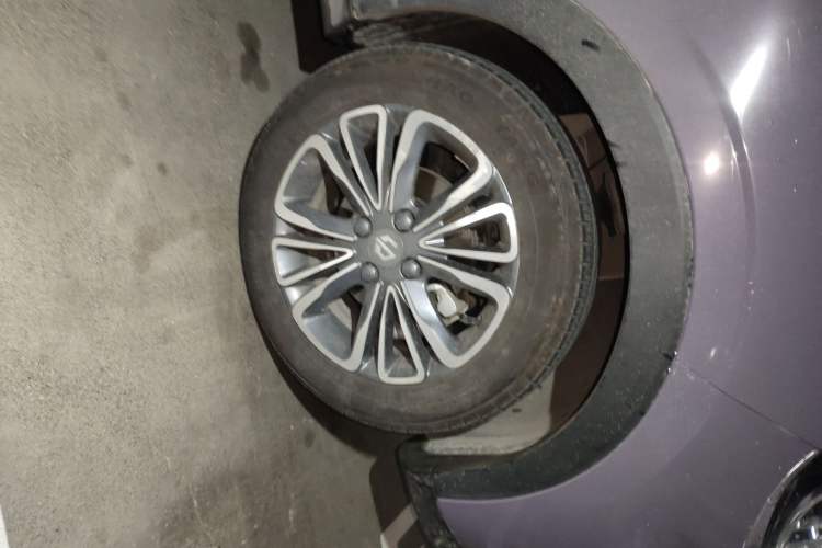 Used Leapmotor T03 2024 310 Comfort Edition Right Front Wheel Hub