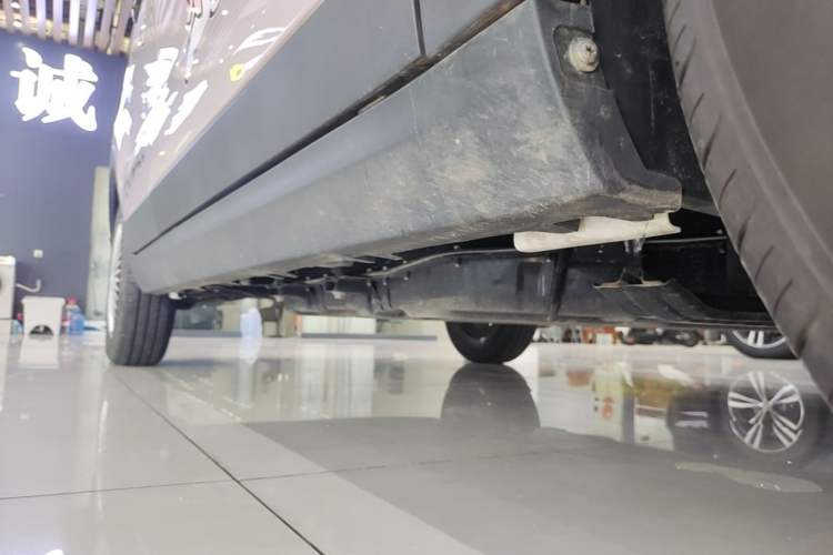 Used Leapmotor T03 2024 200 Lite Edition Right Side Sill