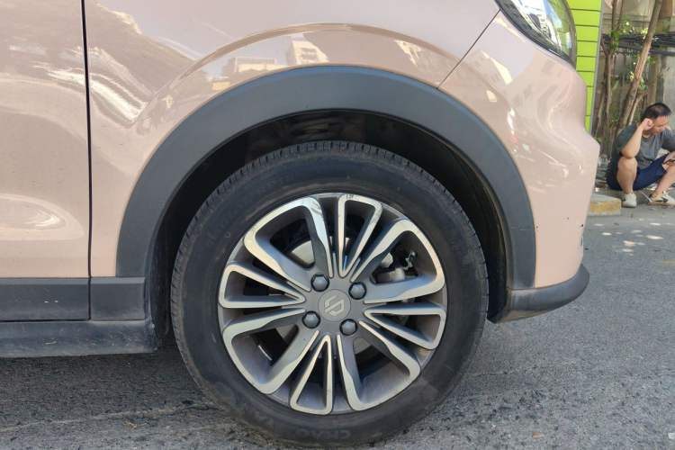 Used Leapmotor T03 2024 310 Comfort Edition Right Front Wheel Hub