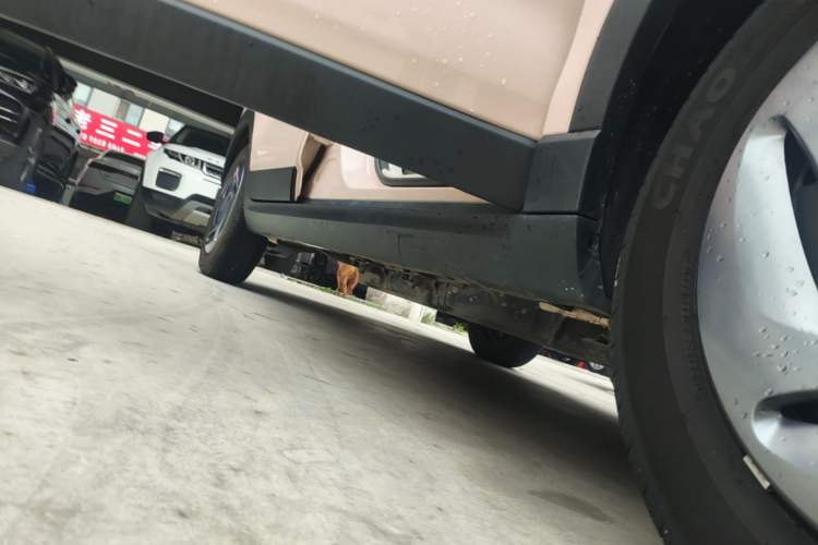Used Leapmotor T03 2024 200 Lite Edition Right Side Sill
