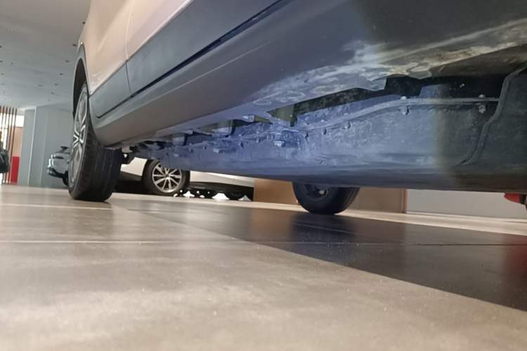 Used Leapmotor T03 2024 403 Comfort Edition Right Side Sill