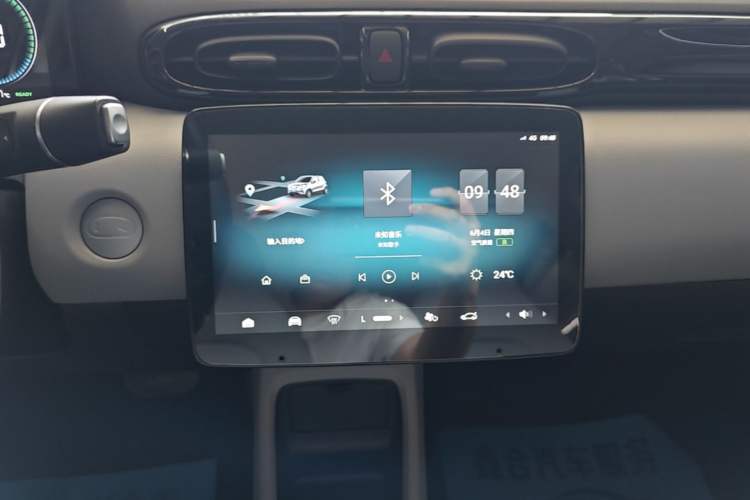 Used Leapmotor T03 2024 200 Lite Edition Audio And AC Panel