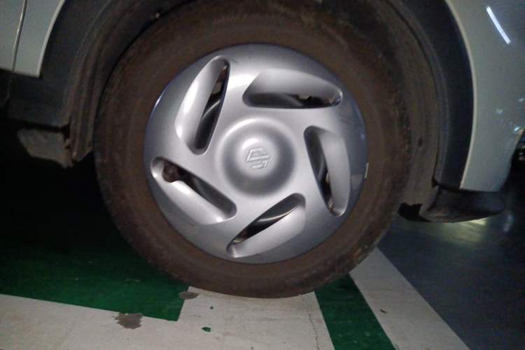 Used Leapmotor T03 2024 200 Lite Edition Right Front Wheel Hub