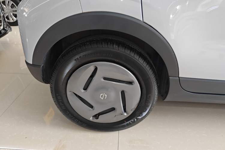 Used Leapmotor T03 2024 200 Lite Edition Right Rear Wheel Hub
