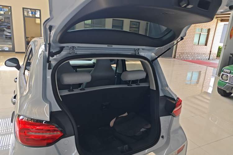 Used Leapmotor T03 2024 200 Lite Edition Trunk