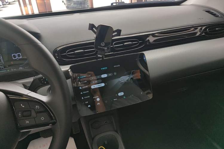 Used Leapmotor T03 2024 310 Comfort Edition Audio And AC Panel