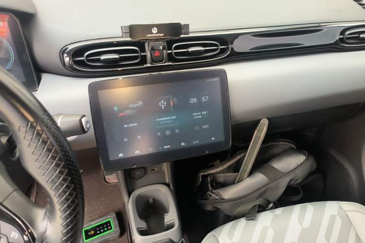 Used Leapmotor T03 2024 310 Comfort Edition Audio And AC Panel