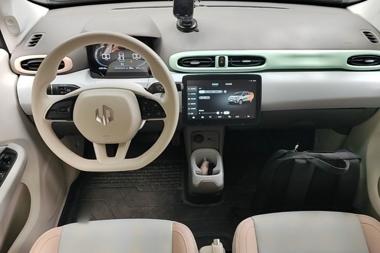 Used Leapmotor T03 2024 200 Lite Edition Center Console
