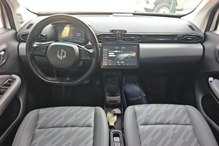 Used Leapmotor T03 2024 310 Comfort Edition Center Console