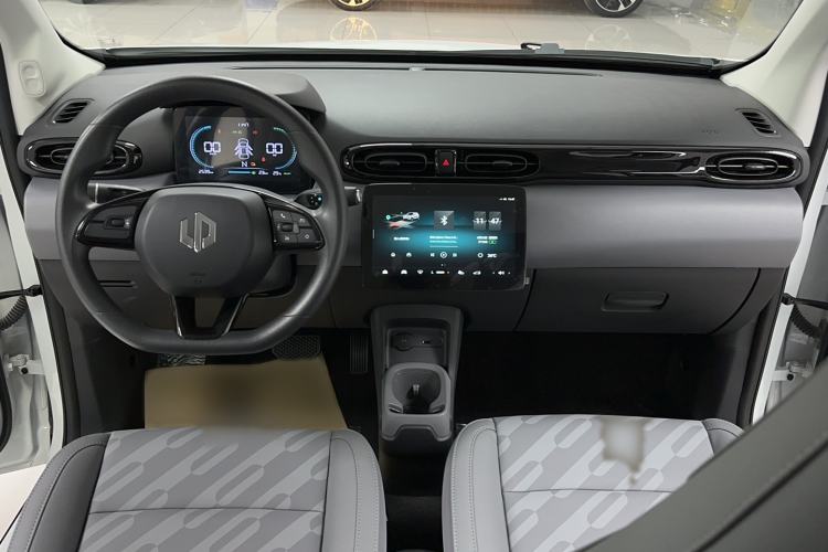 Used Leapmotor T03 2024 310 Comfort Edition Center Console