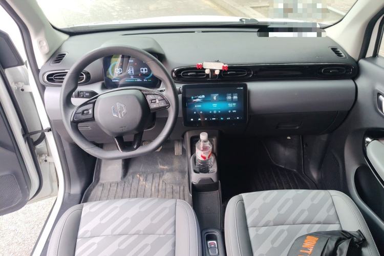 Used Leapmotor T03 2024 403 Comfort Edition Center Console
