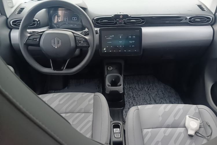 Used Leapmotor T03 2024 403 Comfort Edition Center Console