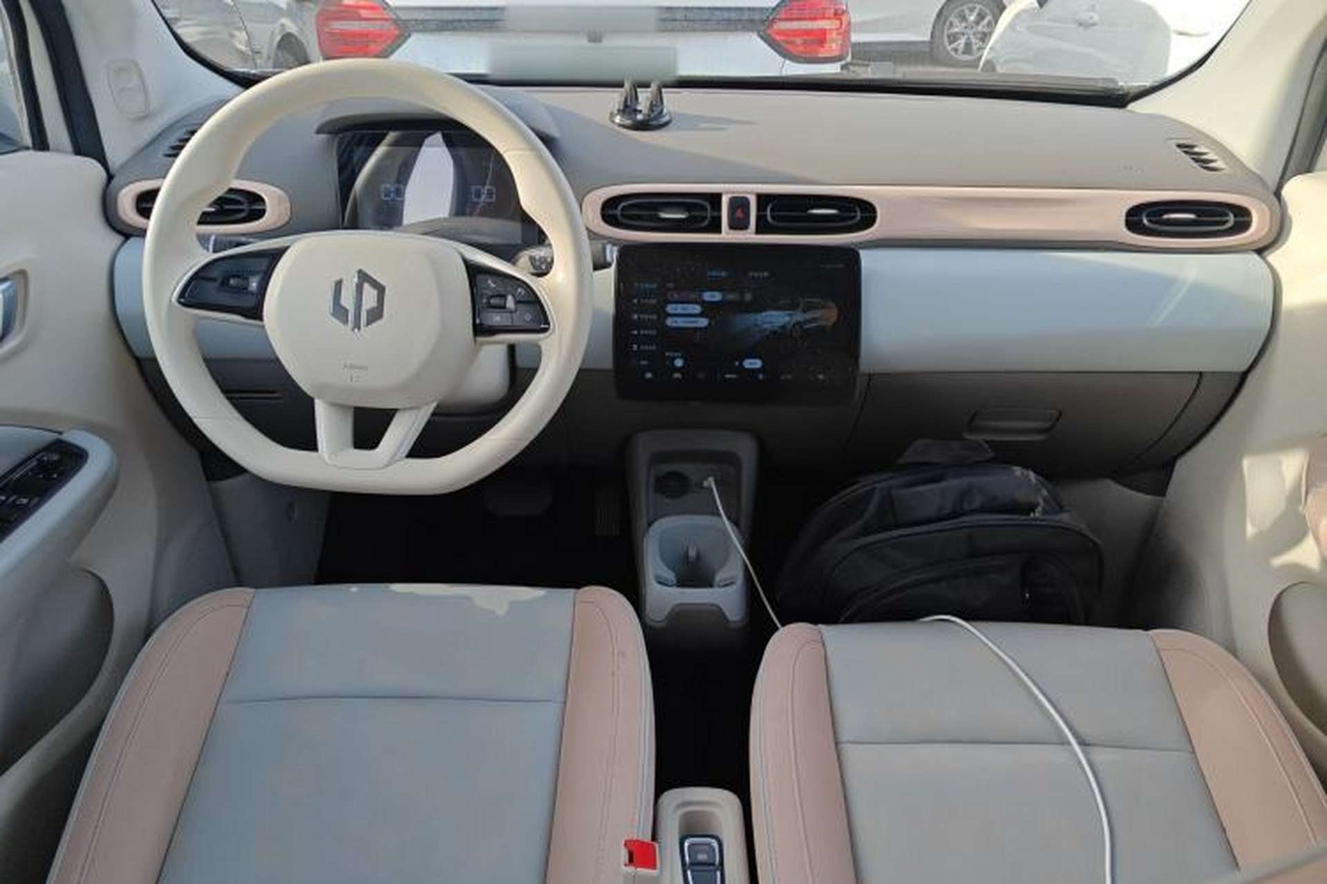Used Leapmotor T03 2024 310 Comfort Edition Center Console