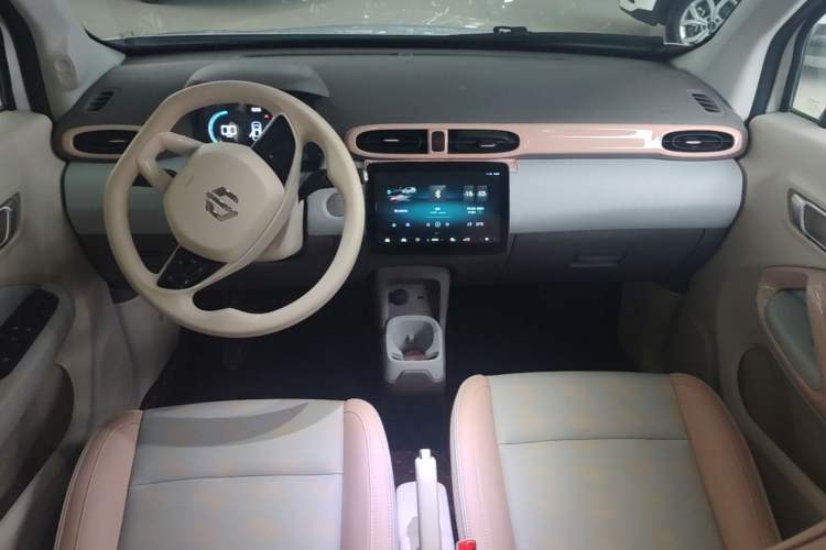 Used Leapmotor T03 2024 200 Lite Edition Center Console