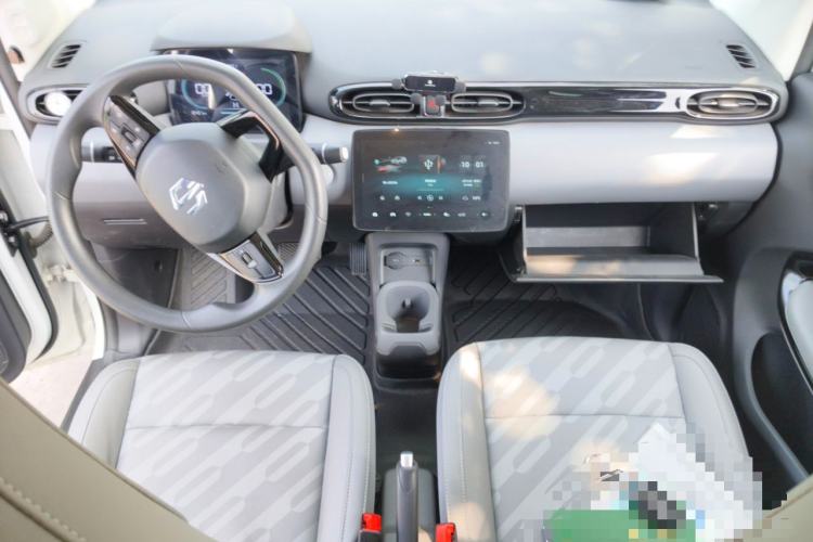 Used Leapmotor T03 2024 200 Lite Edition Center Console