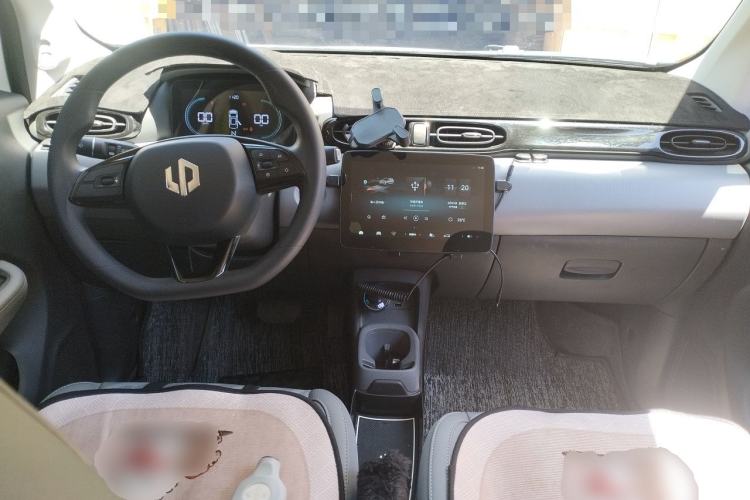 Used Leapmotor T03 2024 200 Lite Edition Center Console