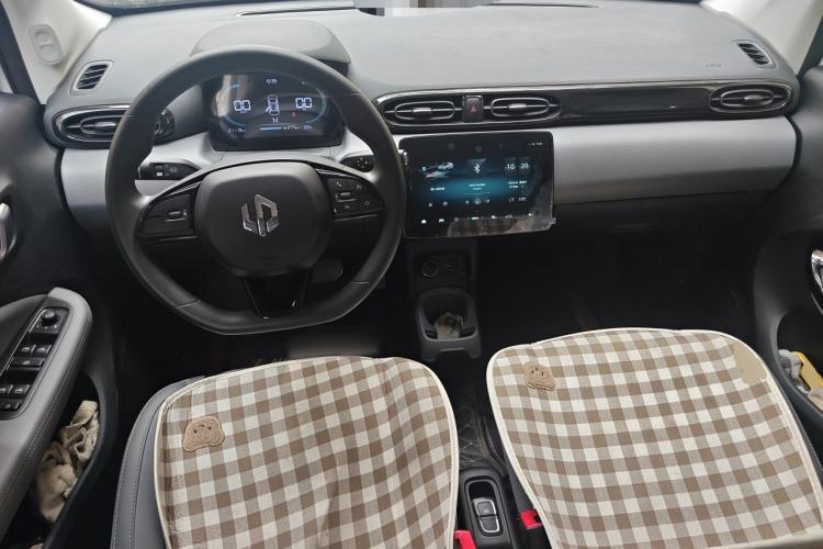Used Leapmotor T03 2024 310 Comfort Edition Center Console