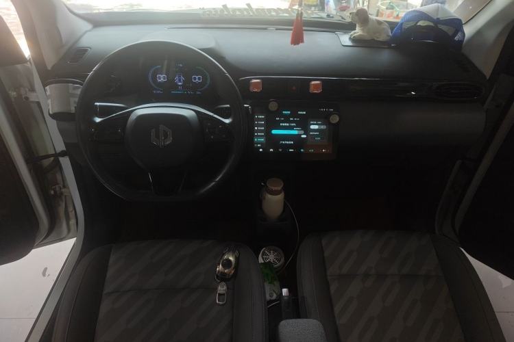 Used Leapmotor T03 2024 200 Lite Edition Center Console