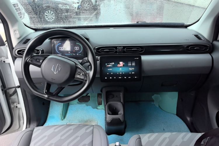 Used Leapmotor T03 2024 200 Lite Edition Center Console