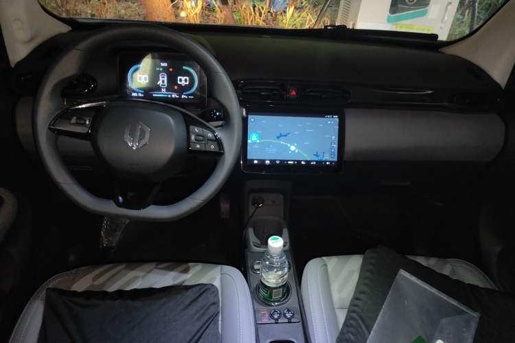 Used Leapmotor T03 2024 310 Comfort Edition Center Console