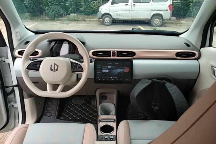 Used Leapmotor T03 2024 310 Comfort Edition Center Console