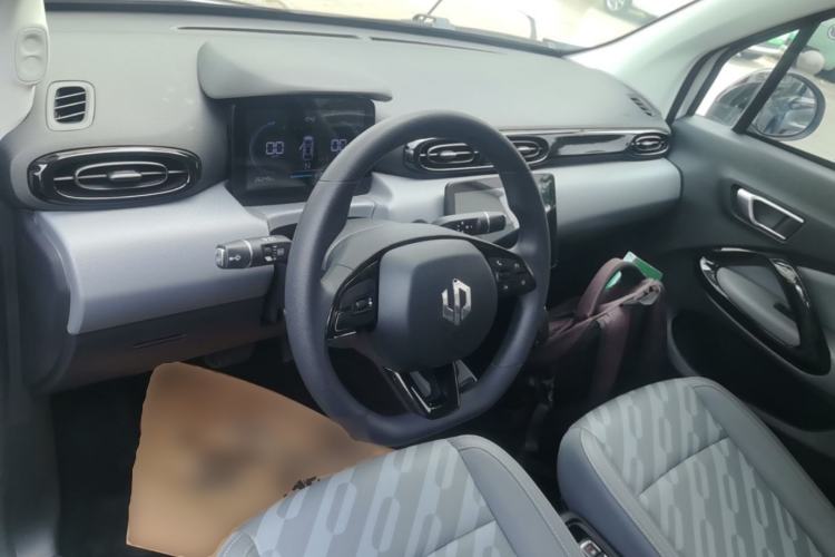 Used Leapmotor T03 2024 310 Comfort Edition Center Console