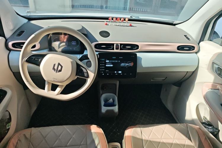Used Leapmotor T03 2024 310 Comfort Edition Center Console