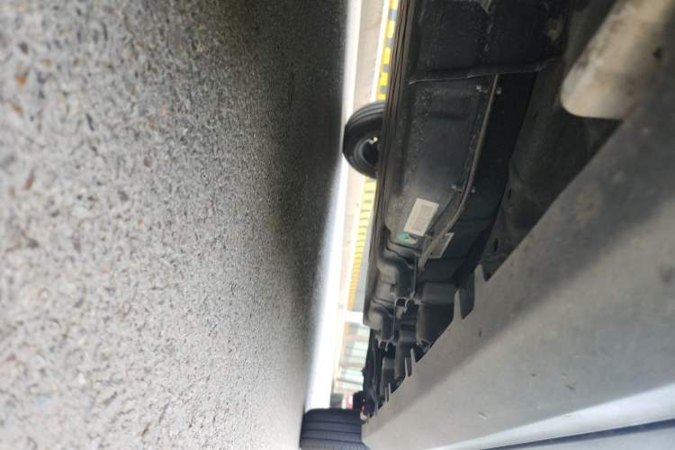Used Leapmotor T03 2024 200 Lite Edition Chassis Front Left