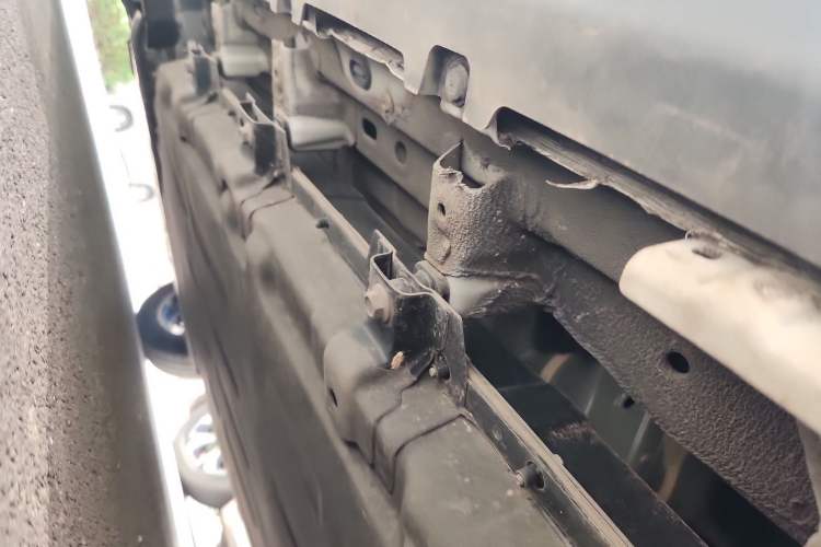 Used Leapmotor T03 2024 403 Comfort Edition Chassis Rear Left